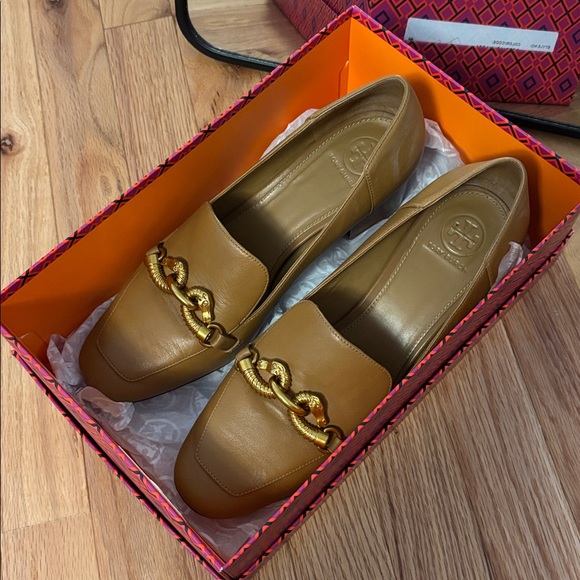 TORY BURCH WOMENS JESSA 55MM PUMP LOAFER HEEL CALF LEATHER 9 DEEP VICUNA CAMEL - Picture 2 of 8